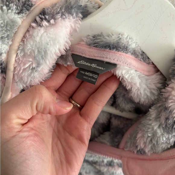 Eddie Bauer Kids' Fuzzy Gray and Pink Hoodie M - Picture 4 of 6